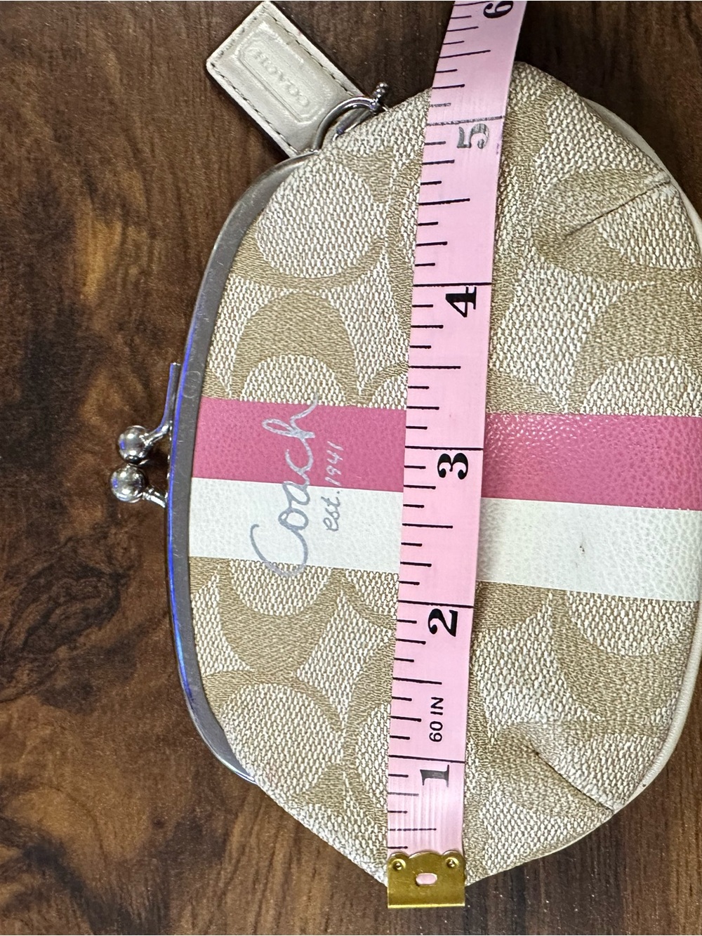 Vtg Coach Signature Canvas Kisslock Coin Purse Pink S… - Gem